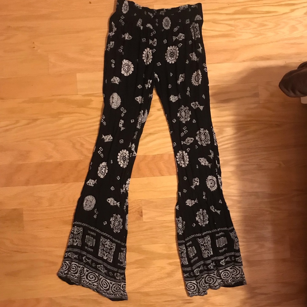 Black & White Patterned Flowy Pants
